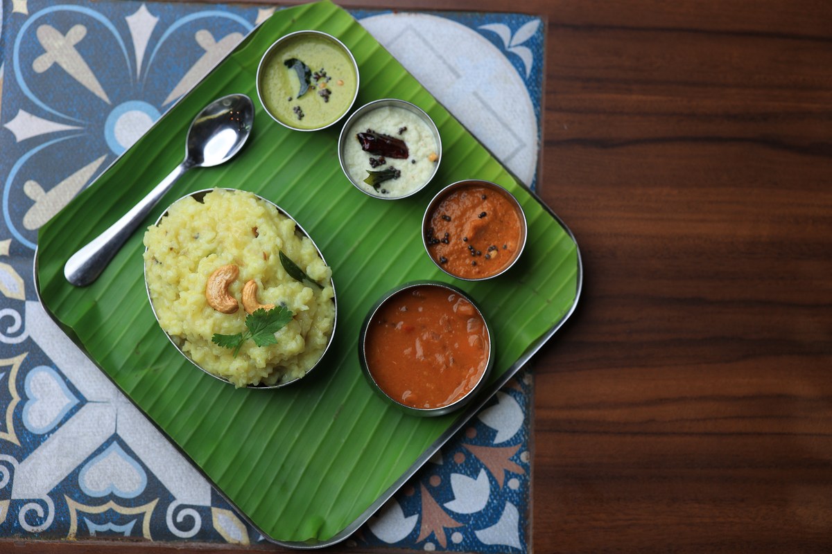 Royal Ghee Ven Pongal